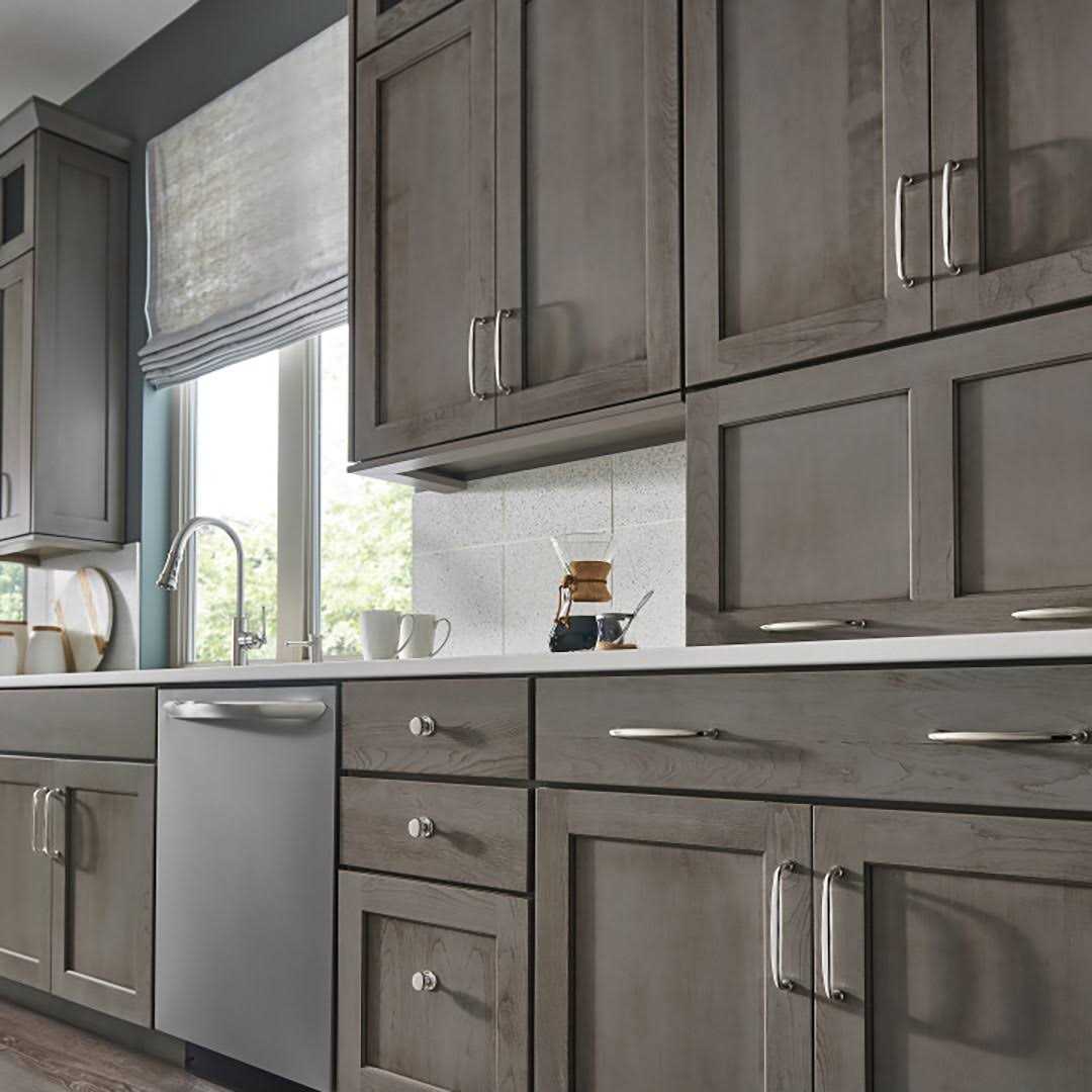 Top Knobs Dakota M2119 Charlotte Pull - Image 4