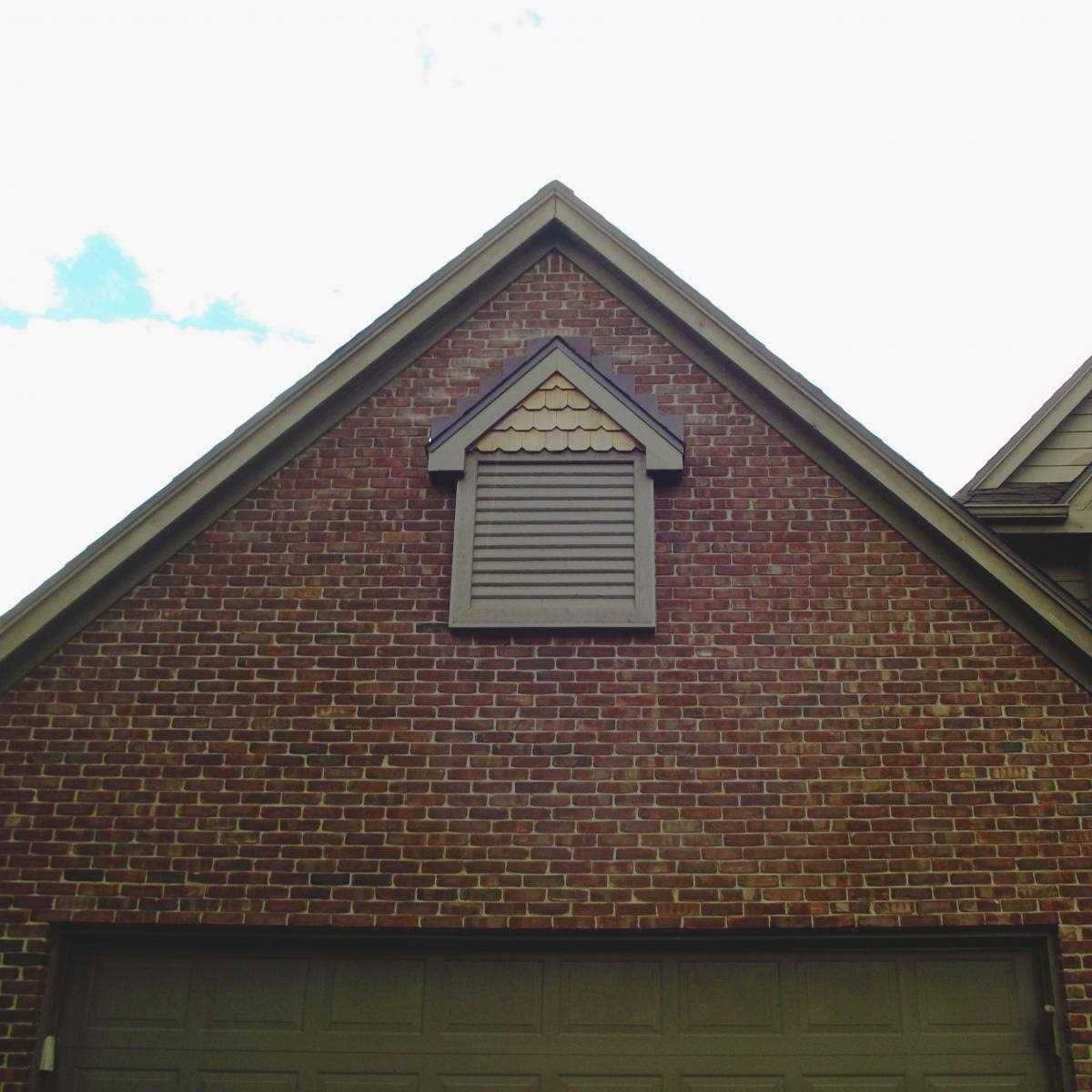 Cedar Vertical Gable Vent Louver Ekena Millwork - Image 4