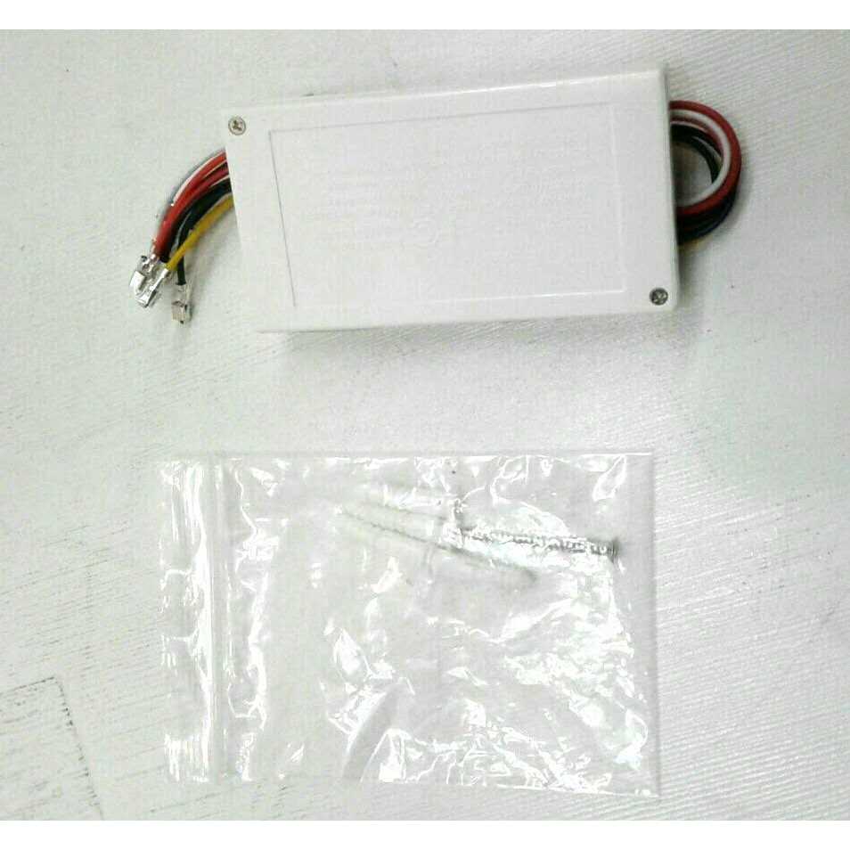 Friedrich EMWRT Wireless Thermostat,3VDC,White/Gray - Image 3