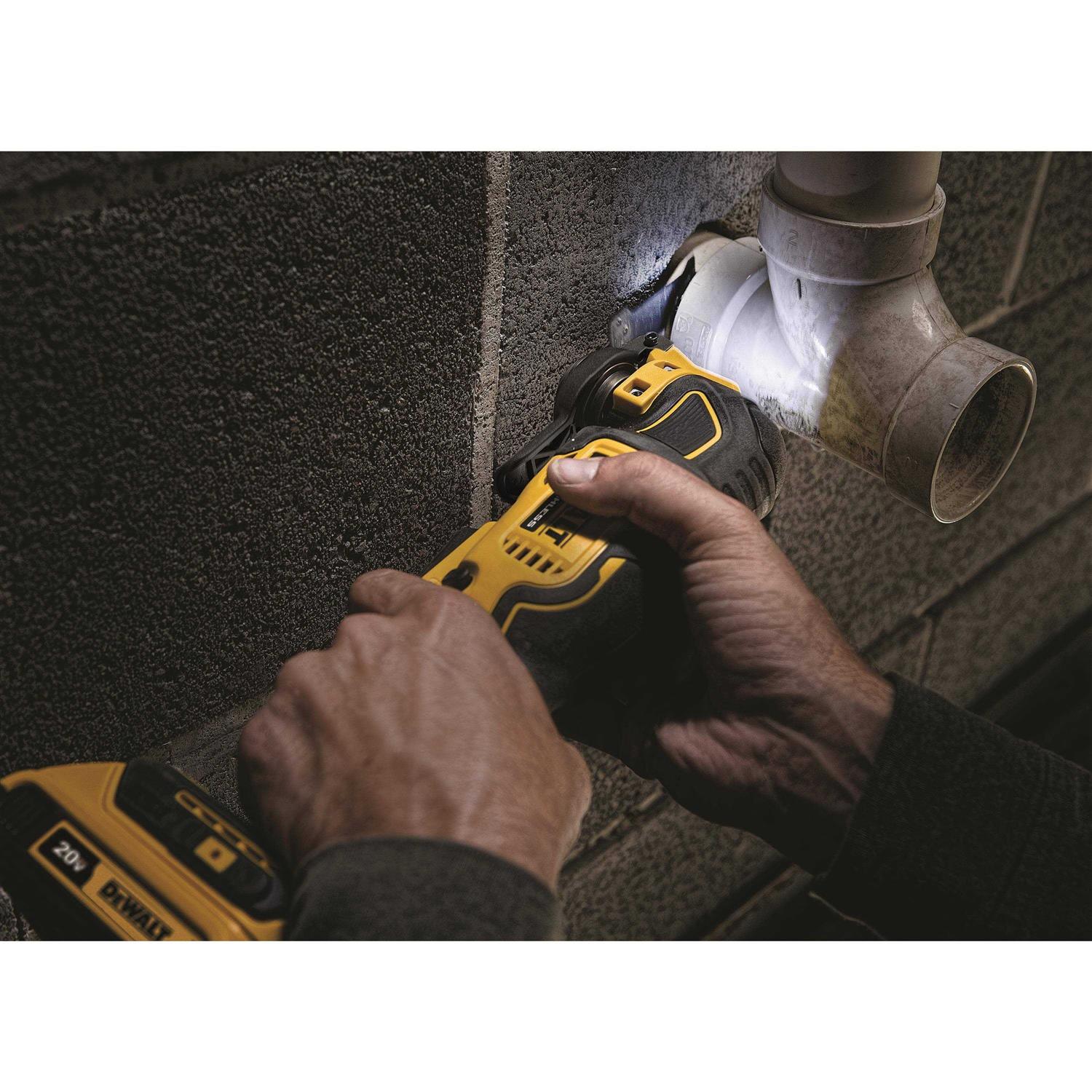 Dewalt ATOMIC 20V Max Brushless Cordless Oscillating Multi-Tool DCS354B - Image 3