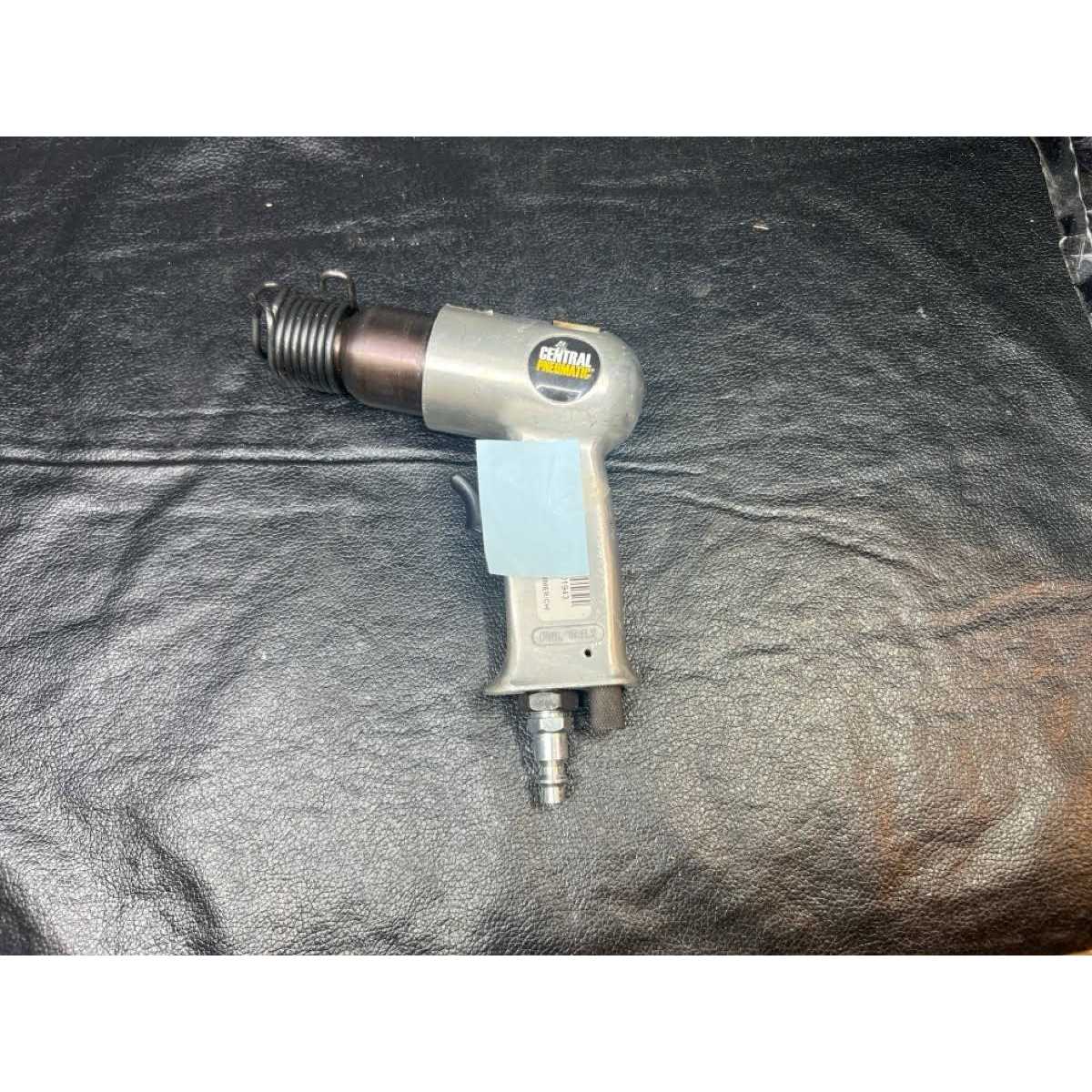 Central Pneumatic Air Impact Hammer Kit - Image 3