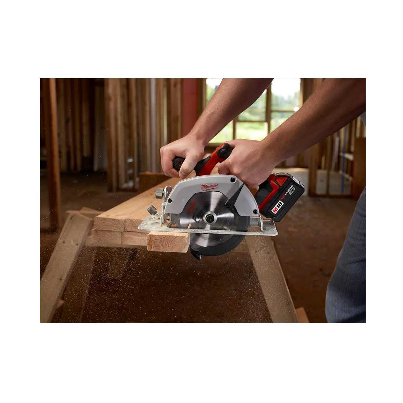 M18 Cordless Lithium-Ion 6-1/2 Circular Saw - Image 3