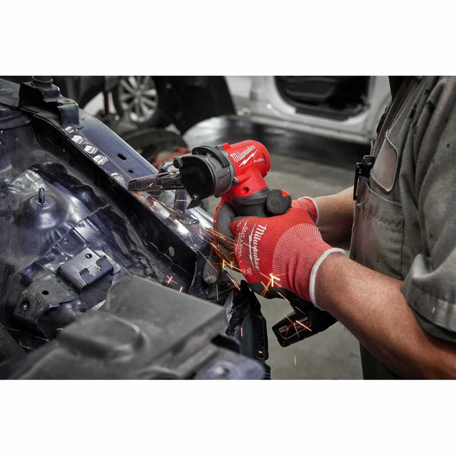 2482-20 Milwaukee M12 FUEL 1/2 X 18 Bandfile - Image 3