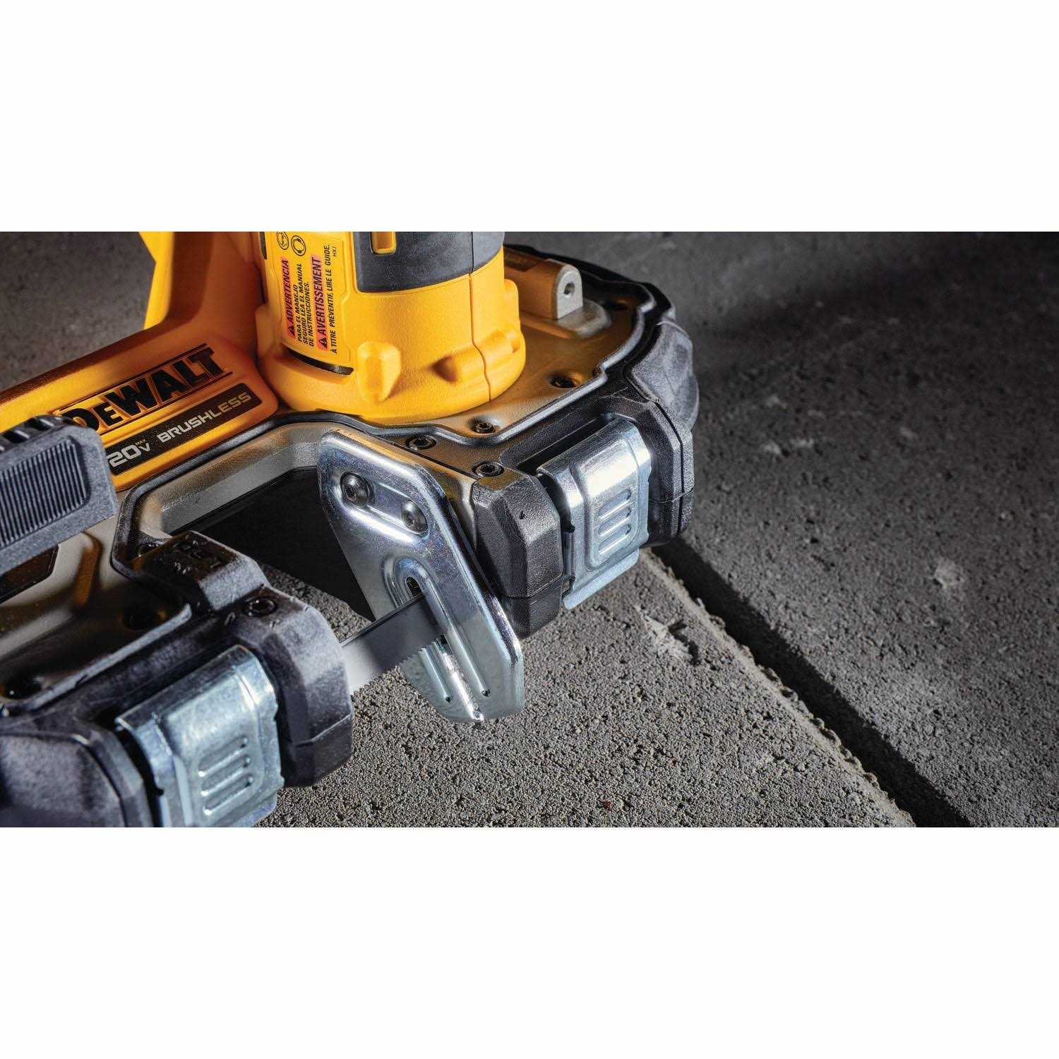 Dewalt DCS377B ATOMIC 20V MAX Brushless Cordless 1-3/4 in Compact Bandsaw - Image 2