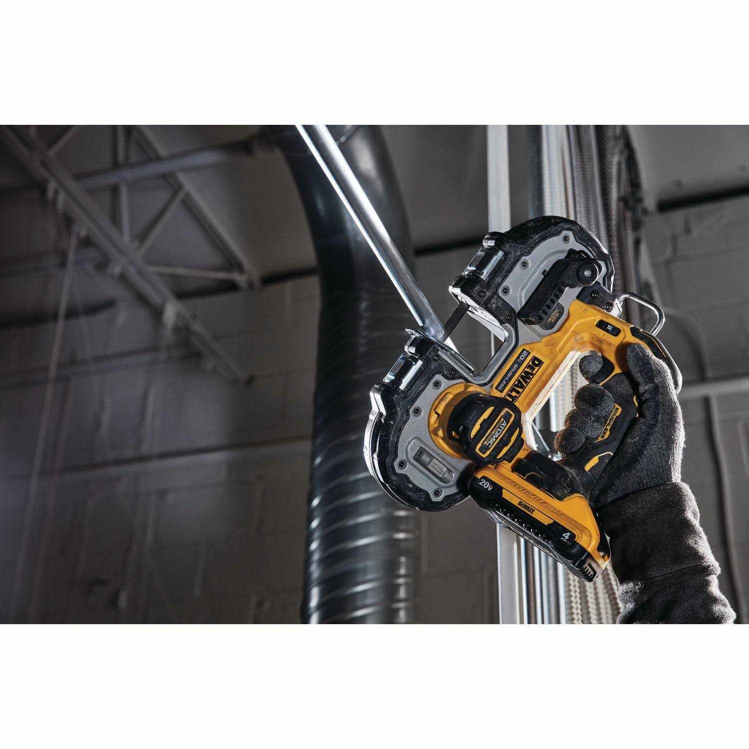 Dewalt DCS377B ATOMIC 20V MAX Brushless Cordless 1-3/4 in Compact Bandsaw - Image 5