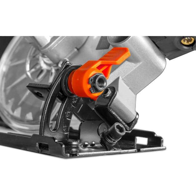 WEN 4.2-Amp 3-3/8-Inch Plunge Cut Compact Circular Saw with Laser, Carrying Case and Three Blades - Image 4