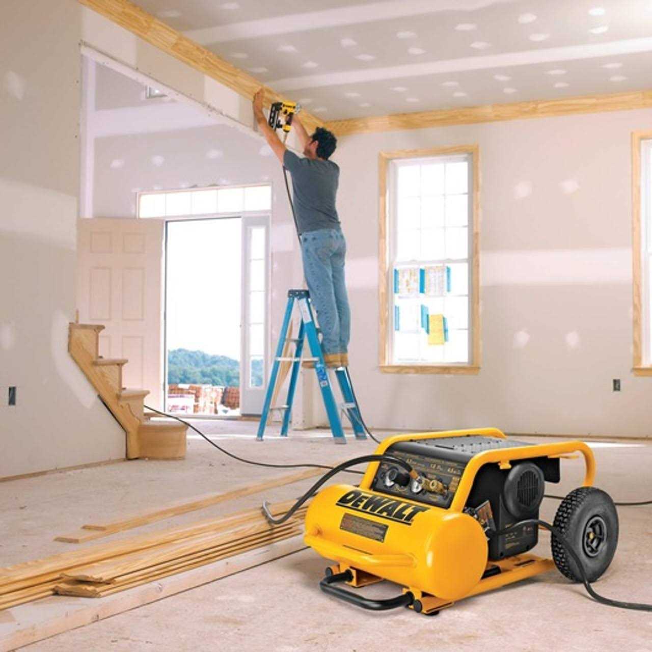 DeWalt D55146 Portable Air Compressor - Image 3