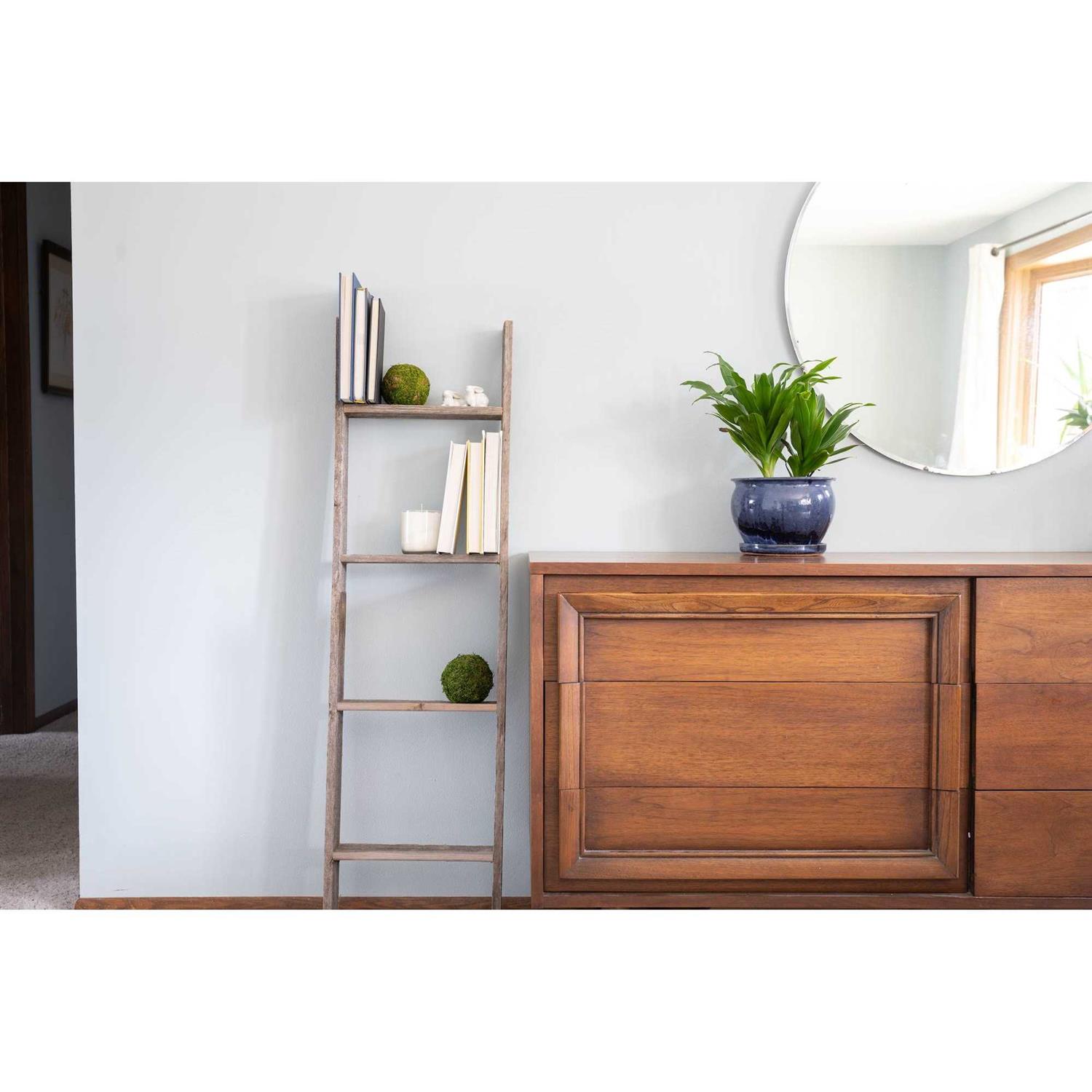 BarnwoodUSA Rustic Decorative Ladder - Image 2