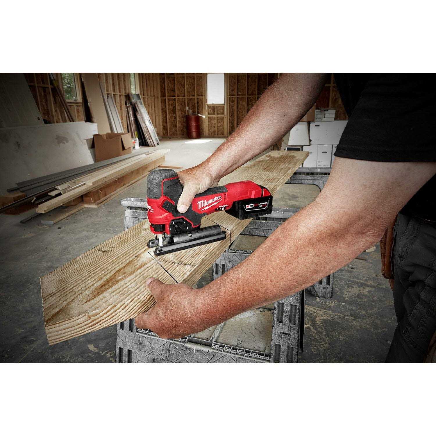 2737B-20 Milwaukee M18 FUEL Barrel Grip Jig Saw - Image 5