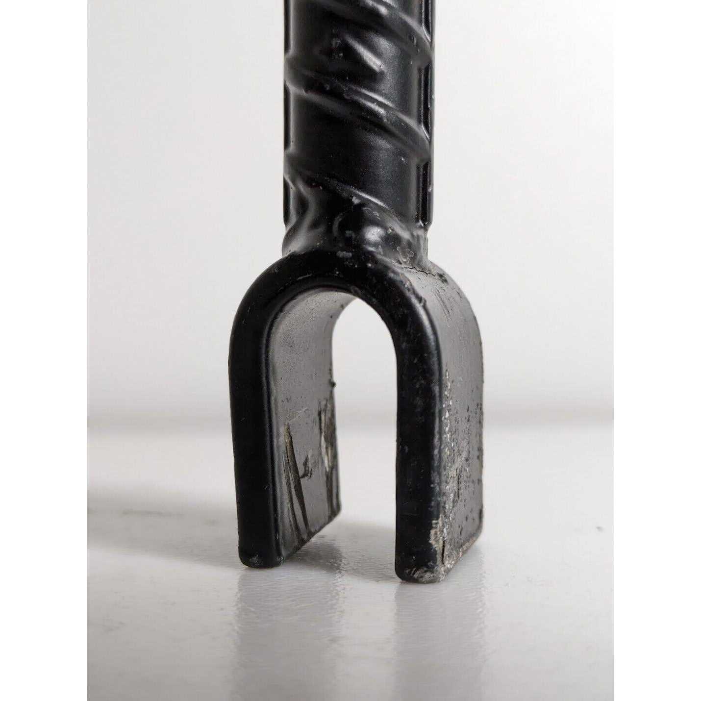 36 in. Solid Steel Water Meter Valve Key with Grips - Image 4