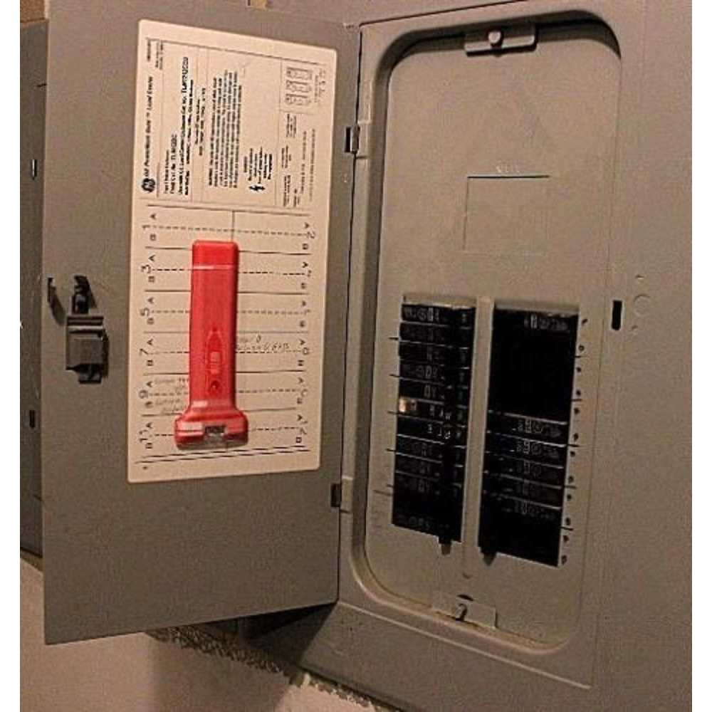 Thin LED Flashlights at Dollar Tree - Image 5