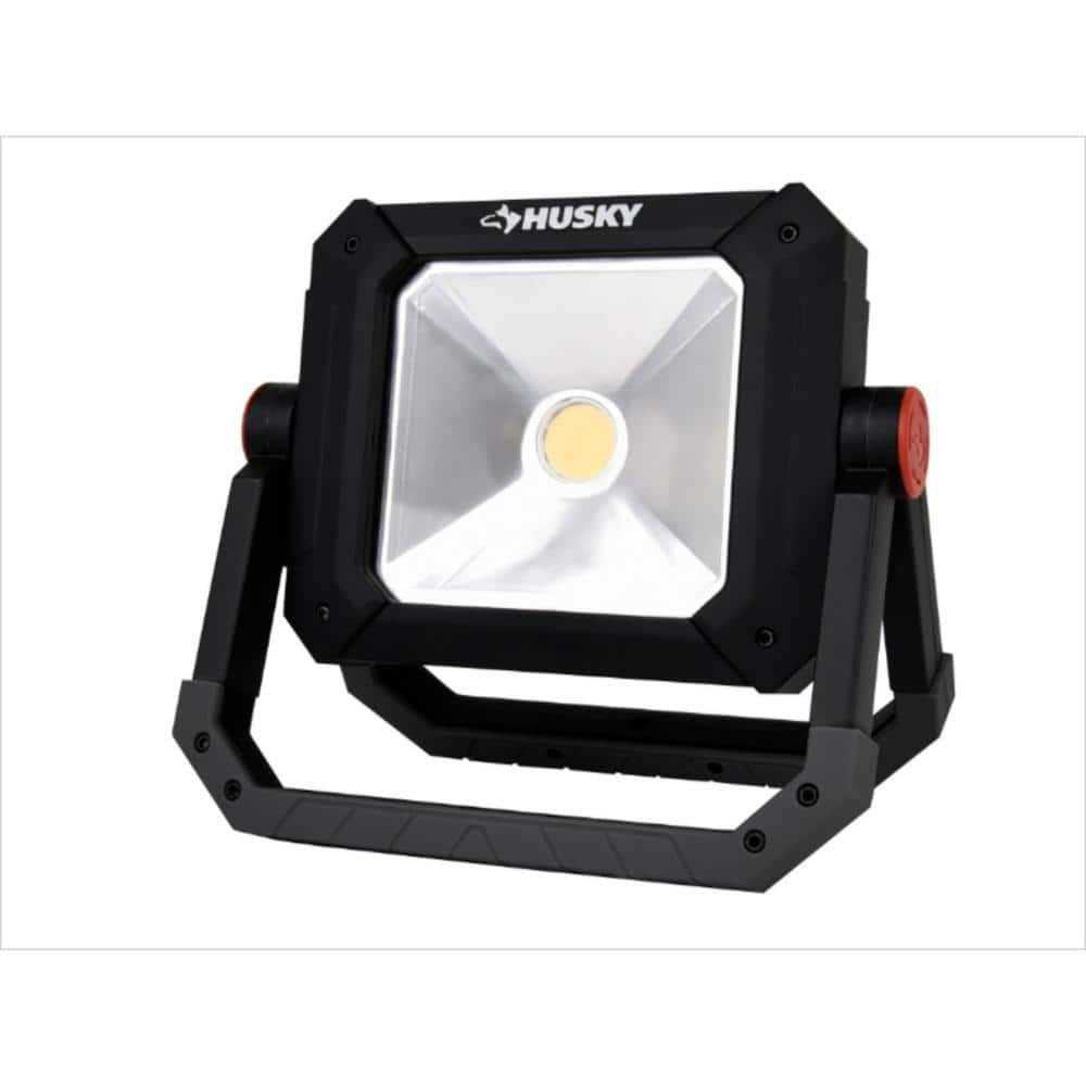 Husky EL2206 2000 Lumens Rechargeable LED Work Light - Image 2