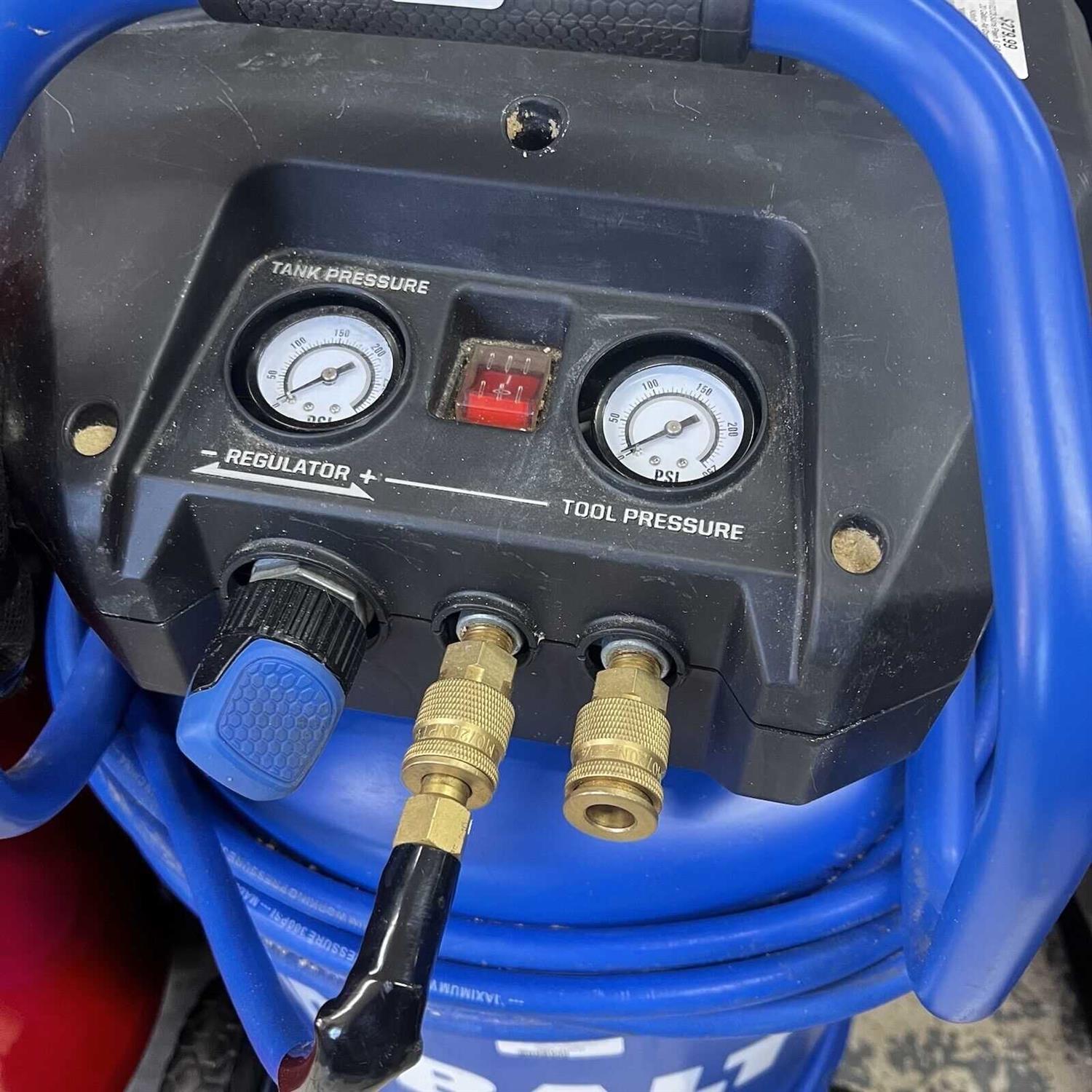 Kobalt 20-Gallons Portable 175 PSI Vertical Air Compressor | LK20175 - Image 3