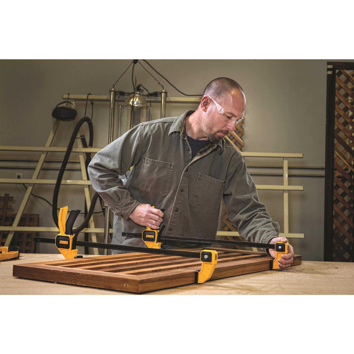 DeWalt 24 Large Trigger Clamp DWHT83194 - Image 5