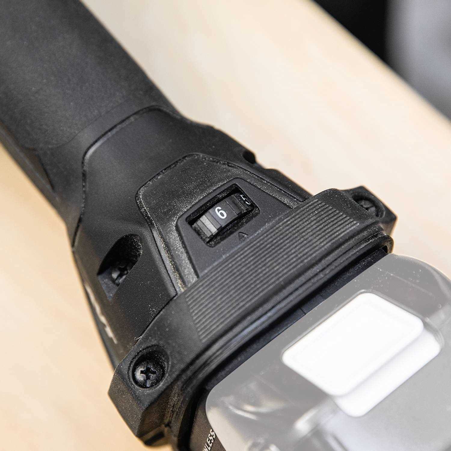 Makita XMT04ZB 18V LXT Lithium-Ion Sub-Compact Brushless Cordless StarlockMax Multi-Tool - Image 2