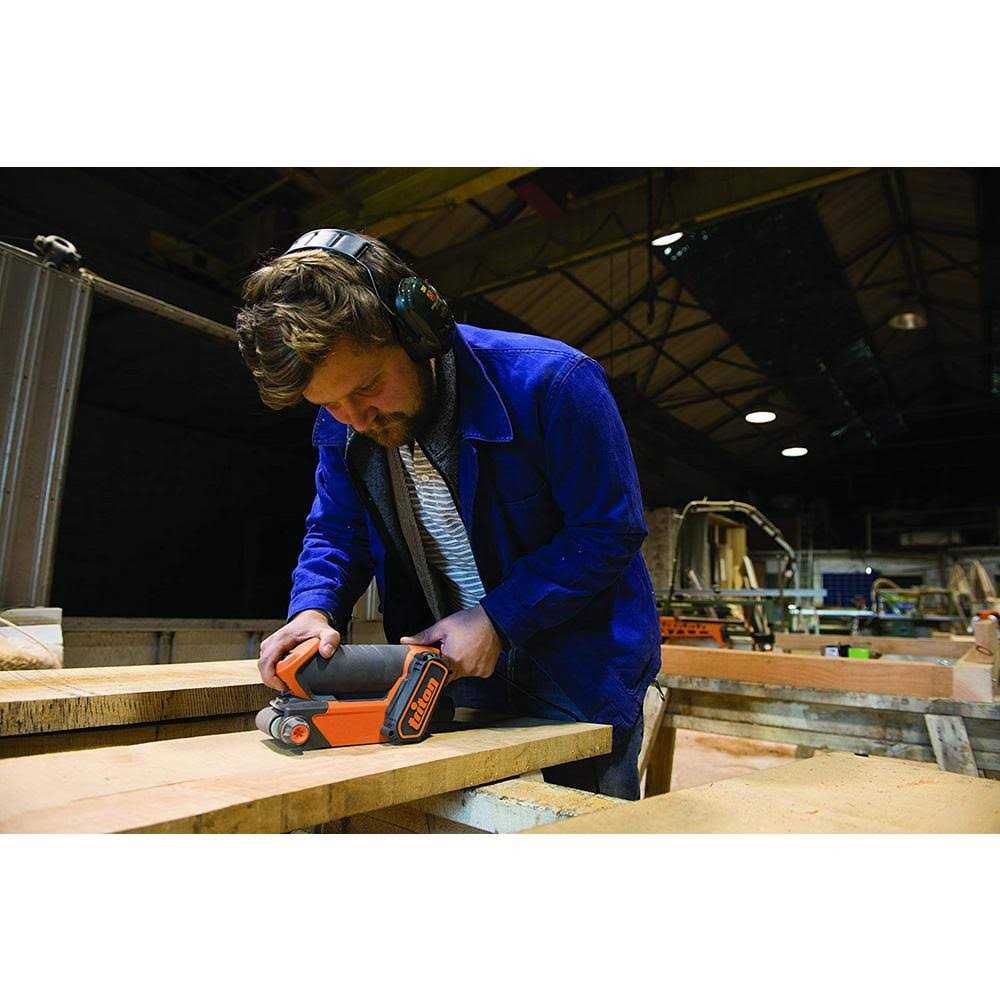 Triton Palm Belt Sander TCMBS - Image 3