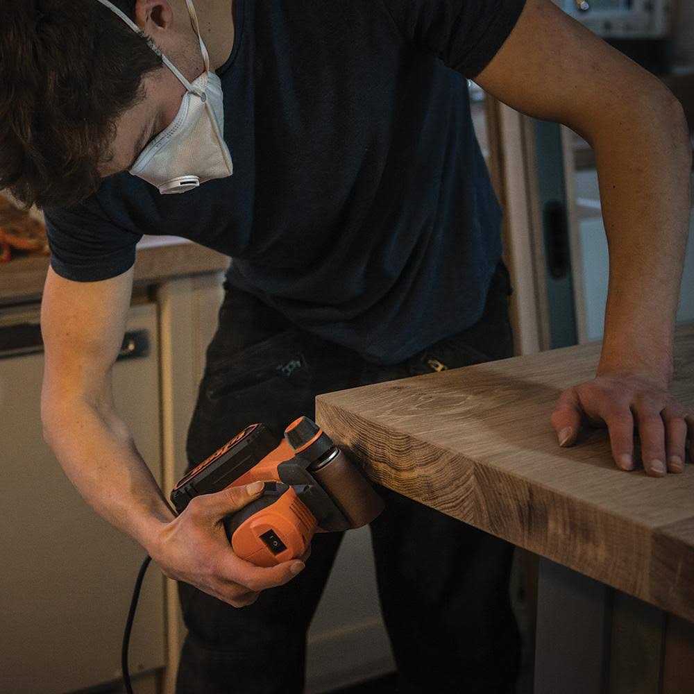 Triton Palm Belt Sander TCMBS - Image 5