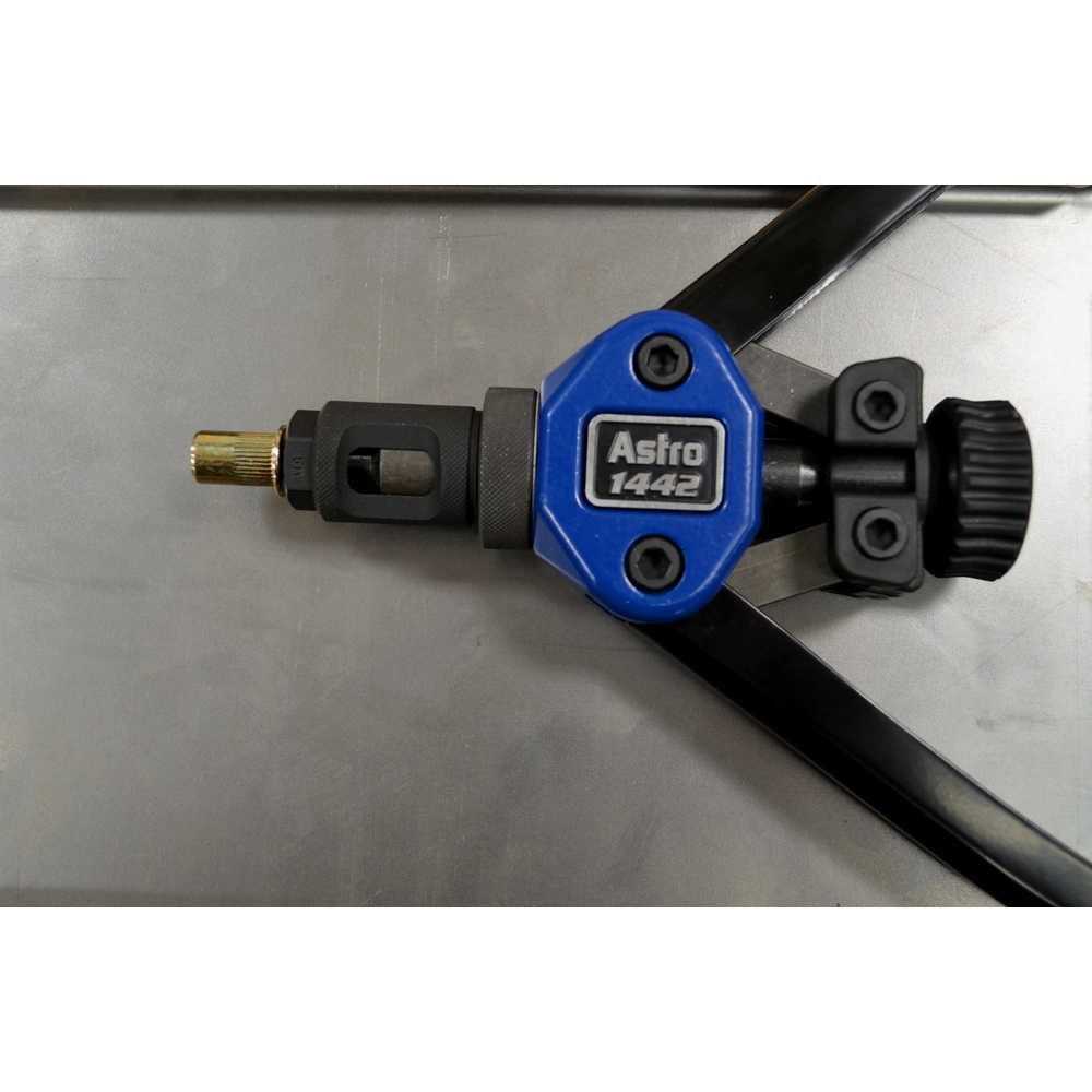 Astro Pneumatic 1442 13 Nut/Thread Hand Riveter Kit - Image 2