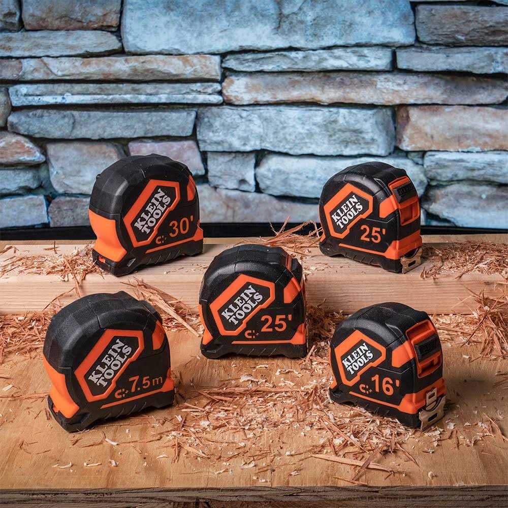 Klein Tools 9225 Magnetic Double Hook Tape Measure - Image 3