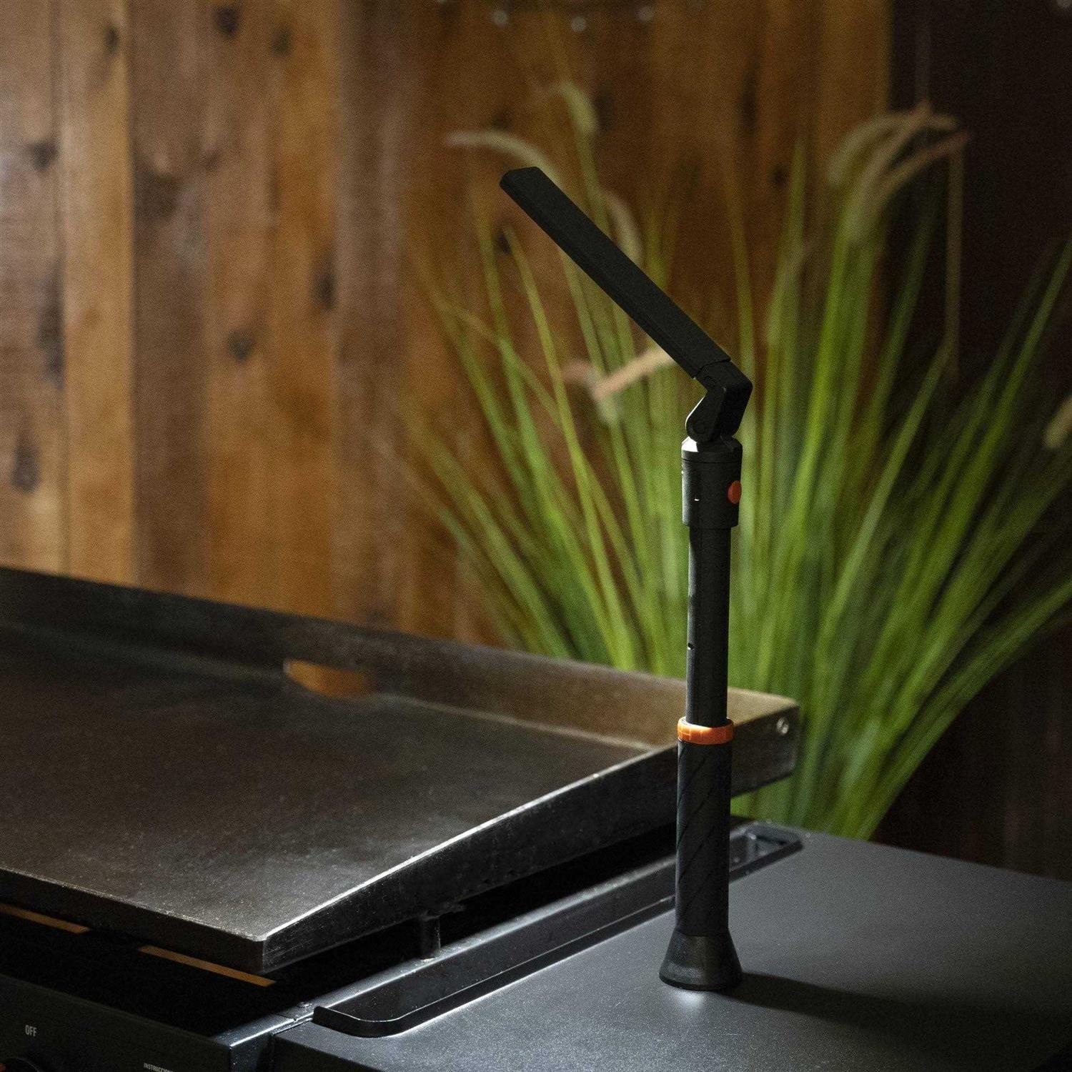 Blackstone Rechargeable LED Griddle Light with Magnetic Base - Image 2