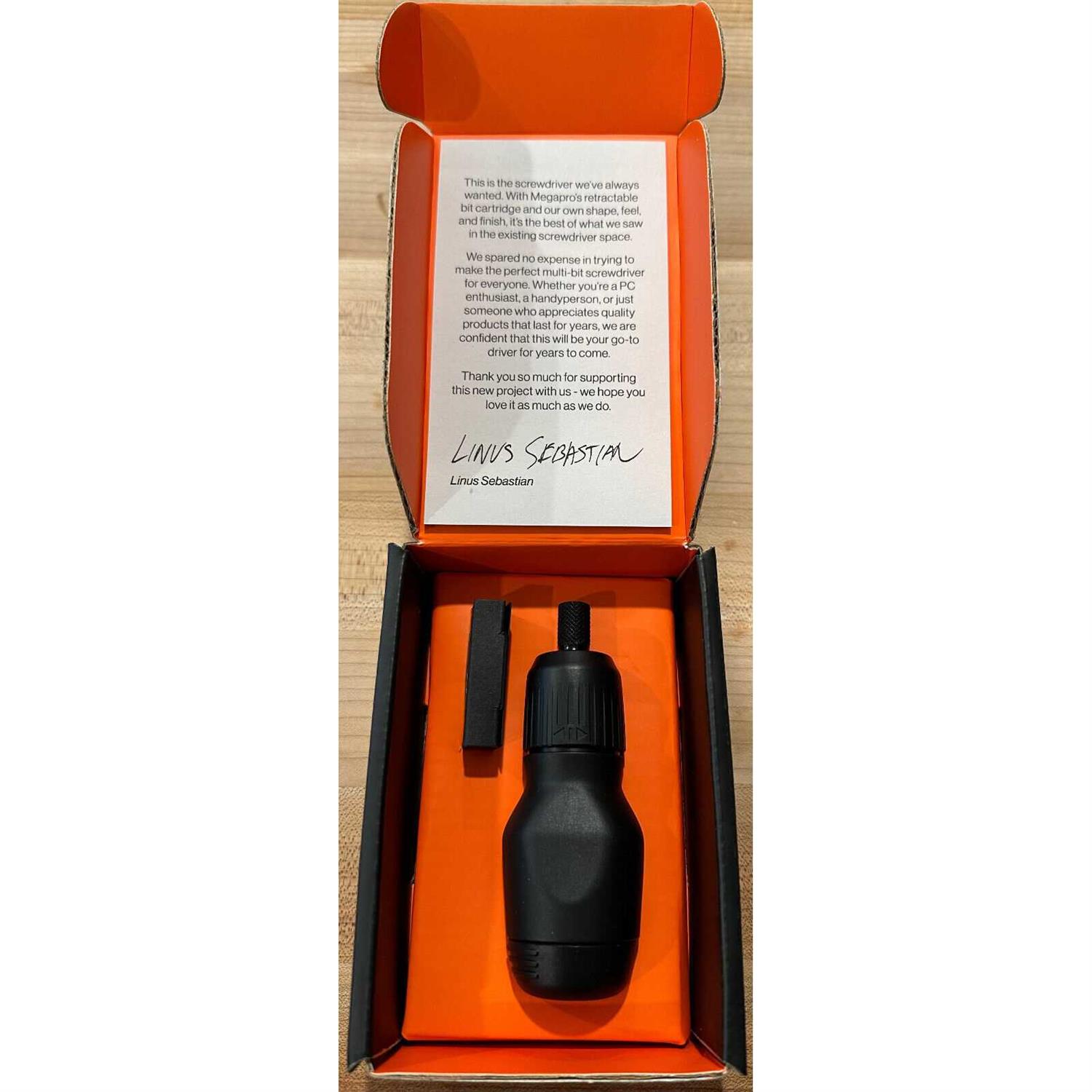 Stubby Screwdriver Black and Orange / Silver | Linus Tech Tips