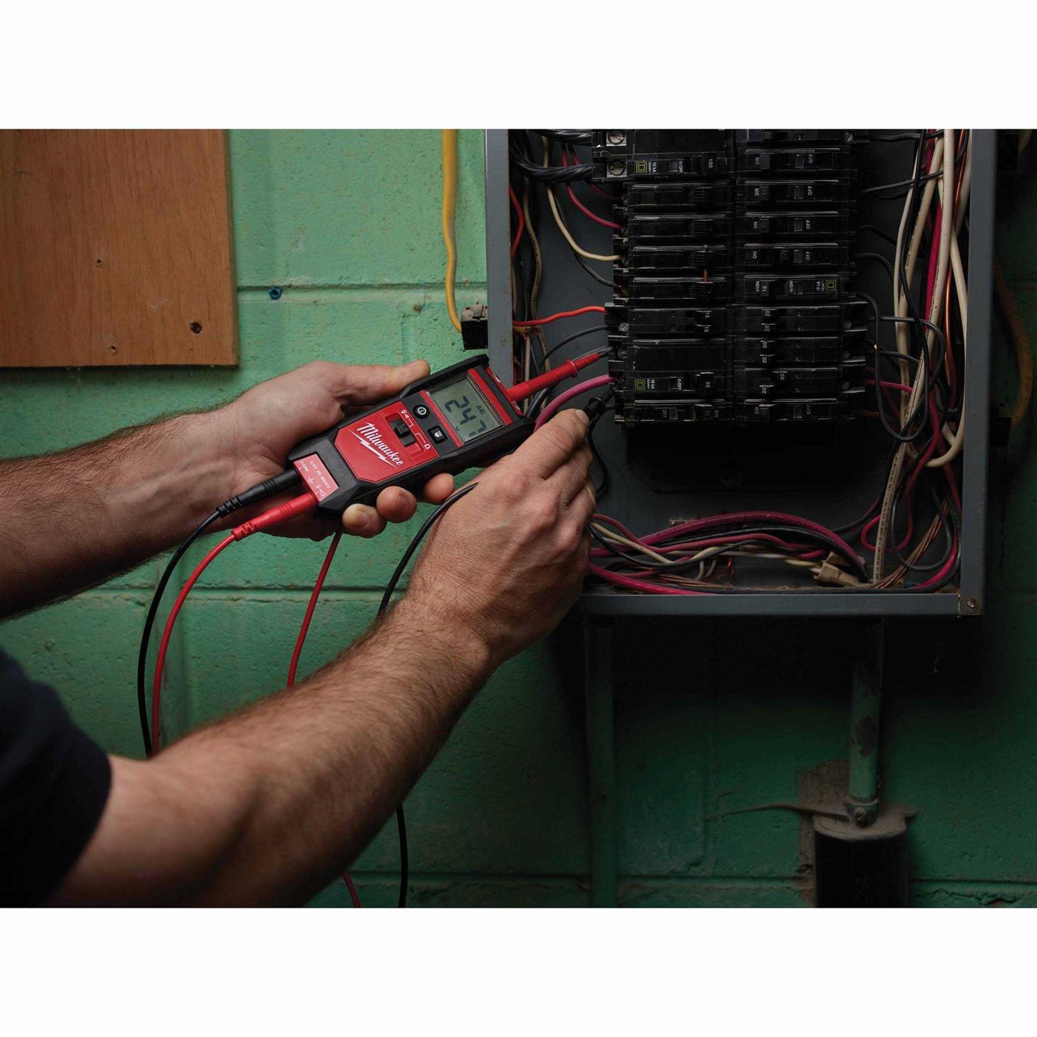 Milwaukee 2213-20 Auto Voltage/Continuity Tester with Resistance - Image 4