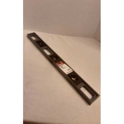 Hyper Tough 24 inch Level with plumb, square and 45 degree measurement - Image 2