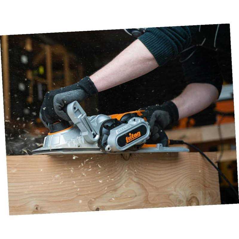 Triton 1500W Triple-Blade Planer - Image 4