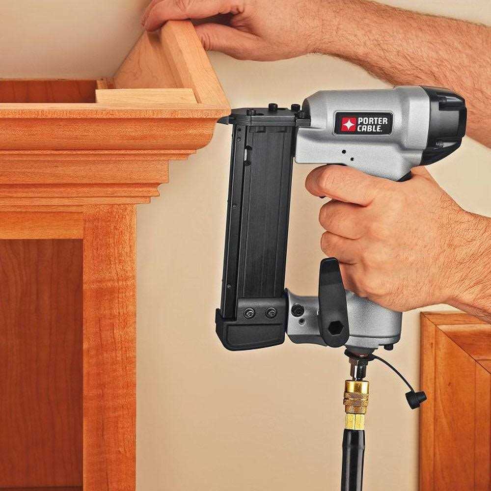 Porter-Cable x 23-Gauge Clip Head Pin Pneumatic Nailer - Image 4