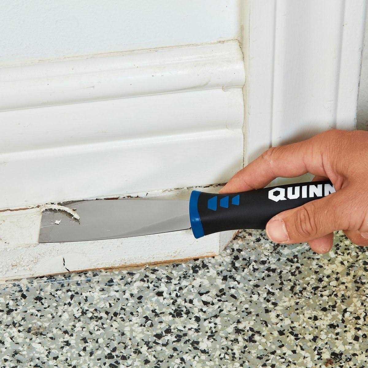 Quinn 1-1/2 in. Putty-Joint Knife - Image 2
