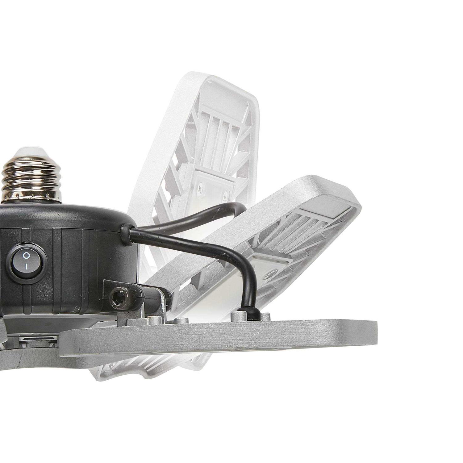 Maxx Blast LED Garage Light - Image 3