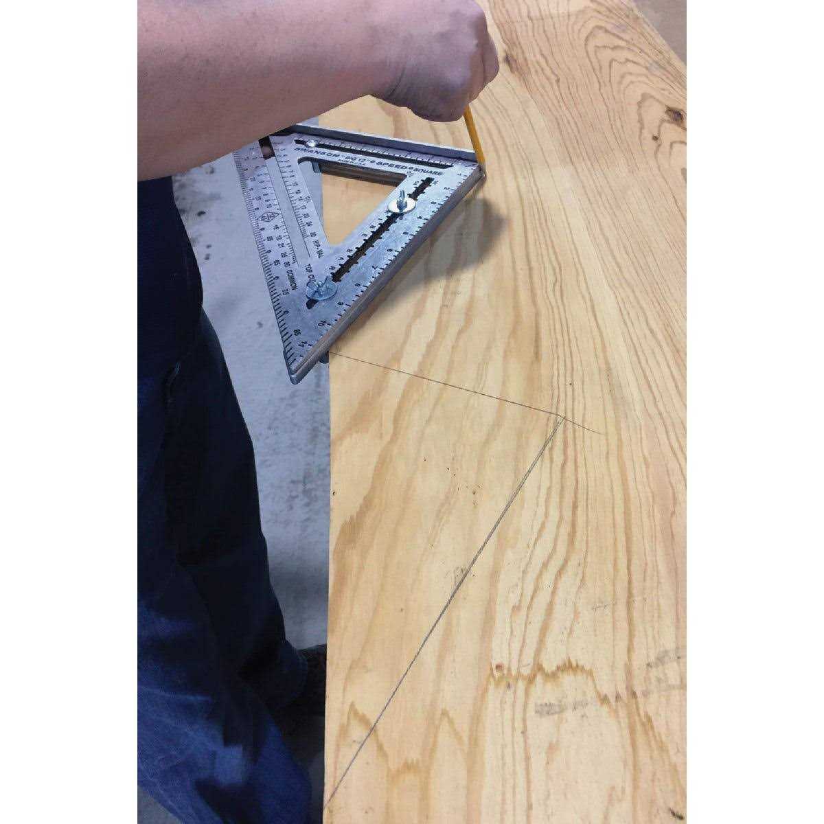 Swanson Tool S0107 12 Speed Square