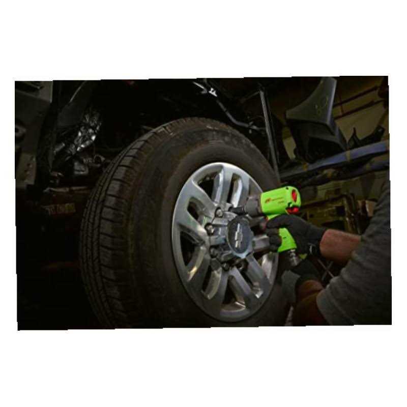 Ingersoll Rand 2235TiMAX-G 1/2” Drive Air Impact Wrench Lightweight 4.6 lb Design - Image 4