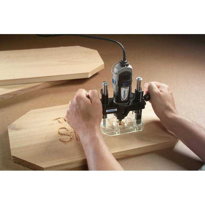 Dremel Plunge Router Attachment - Image 4