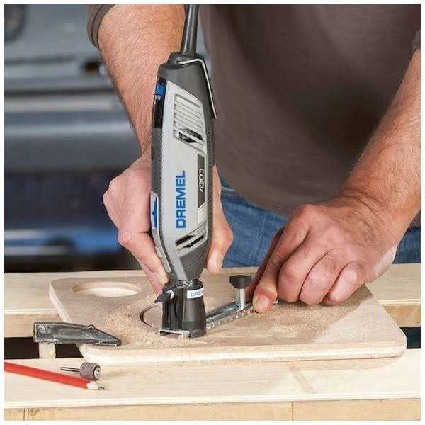 Dremel Circle Cutter & Straight Edge Guide 678-02 - Image 3