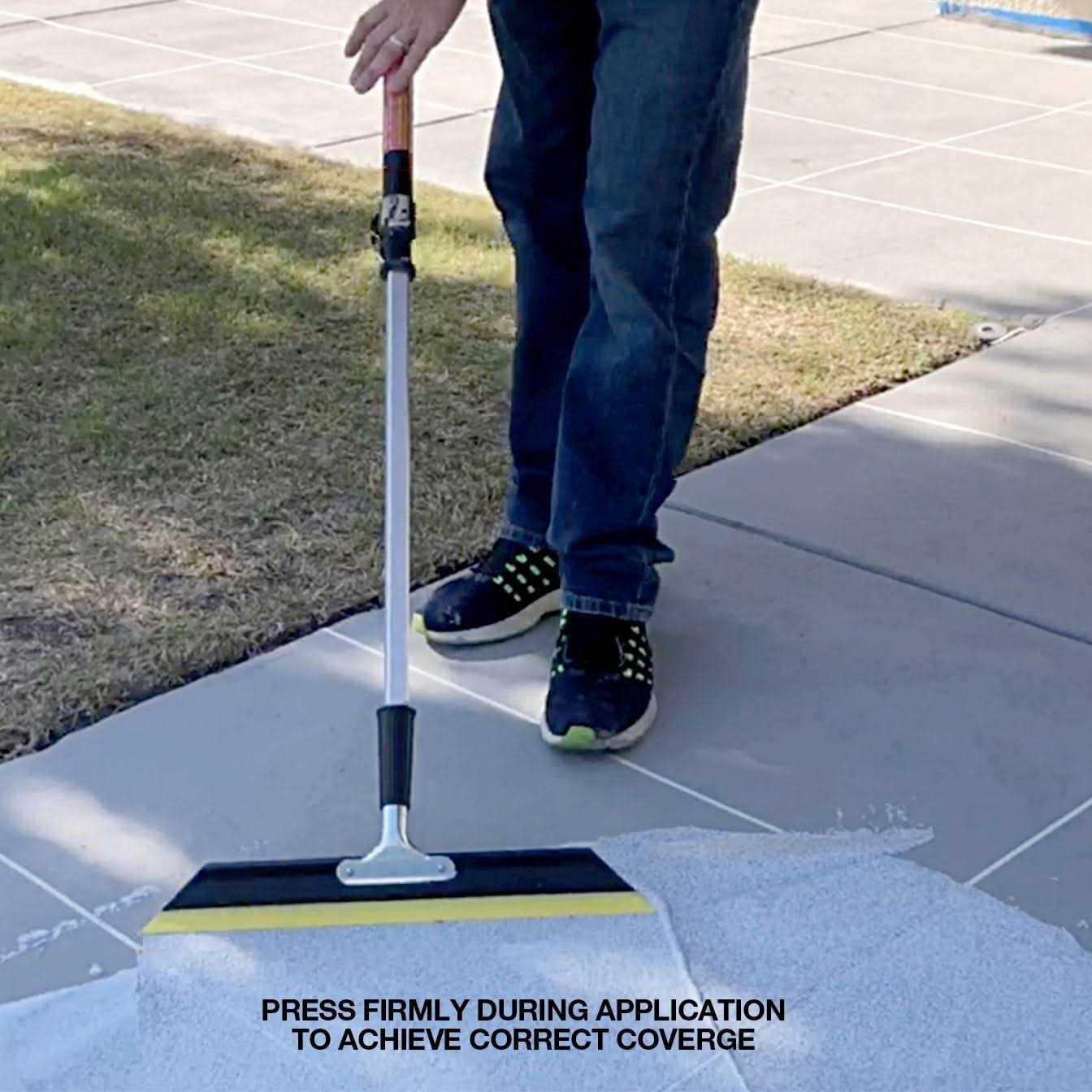 Daich SpreadRock Granite Stone Coating 3 Gal Interior/Exterior - Image 3