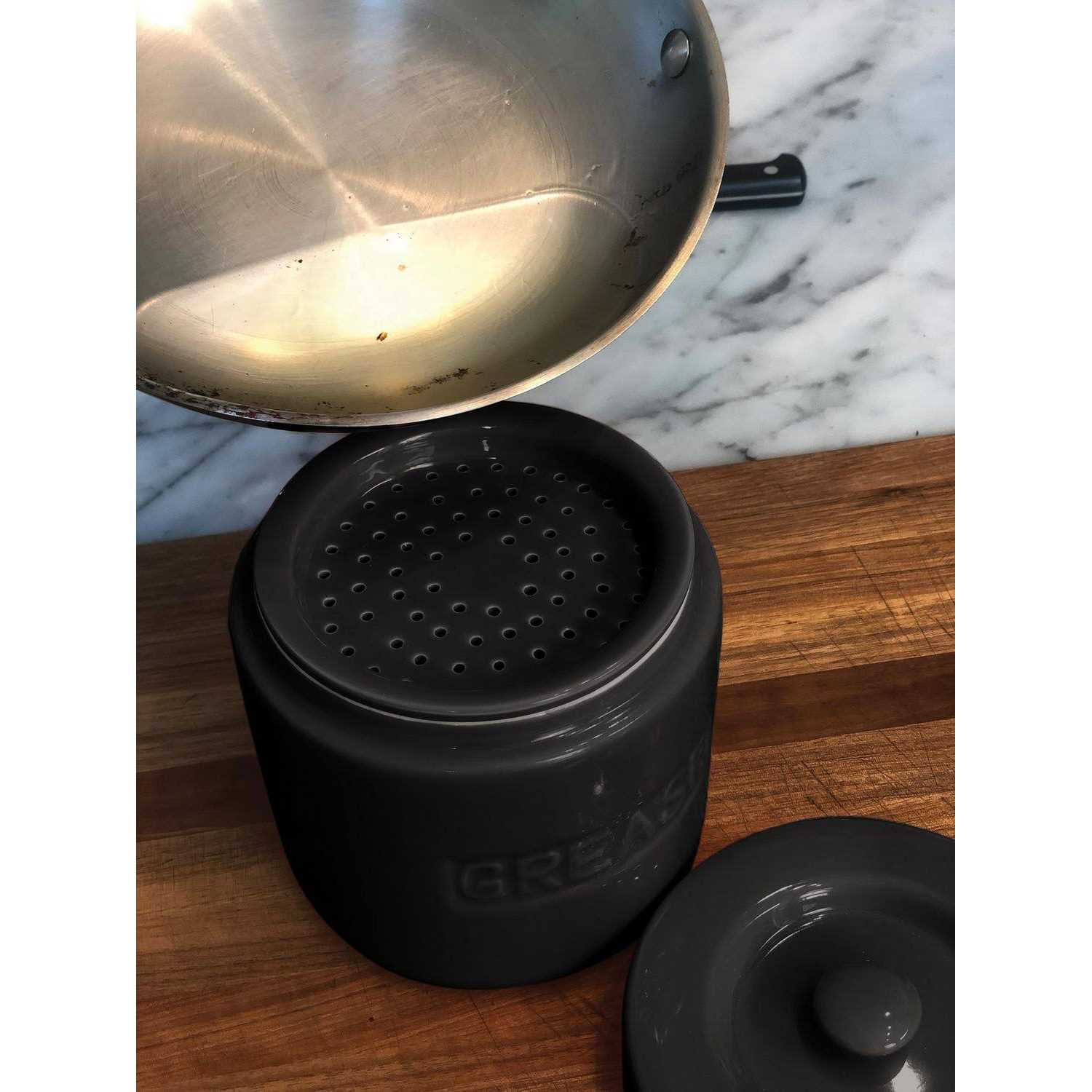 Fox Run Black Ceramic Grease Container 32 oz - Image 3