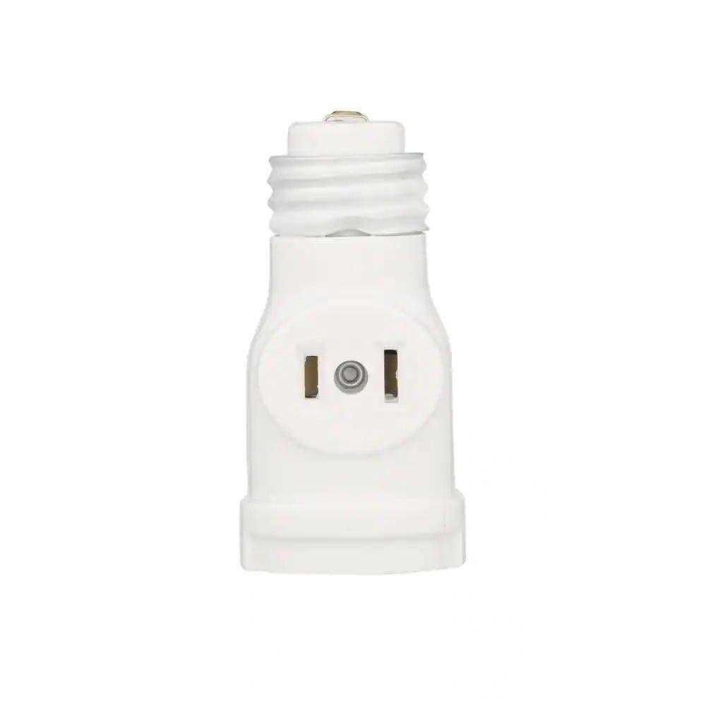 Leviton Plastic Keyless Lampholder w/Outlet - Image 4