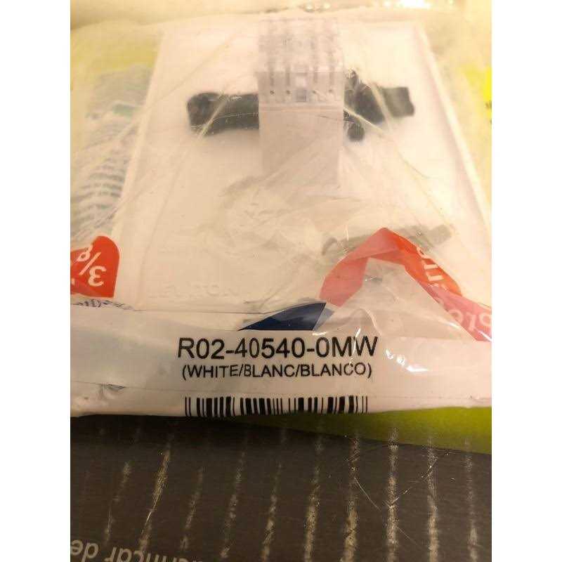 Leviton White 1-Gang Data Jack Wall Plate 40540-MW - Image 4