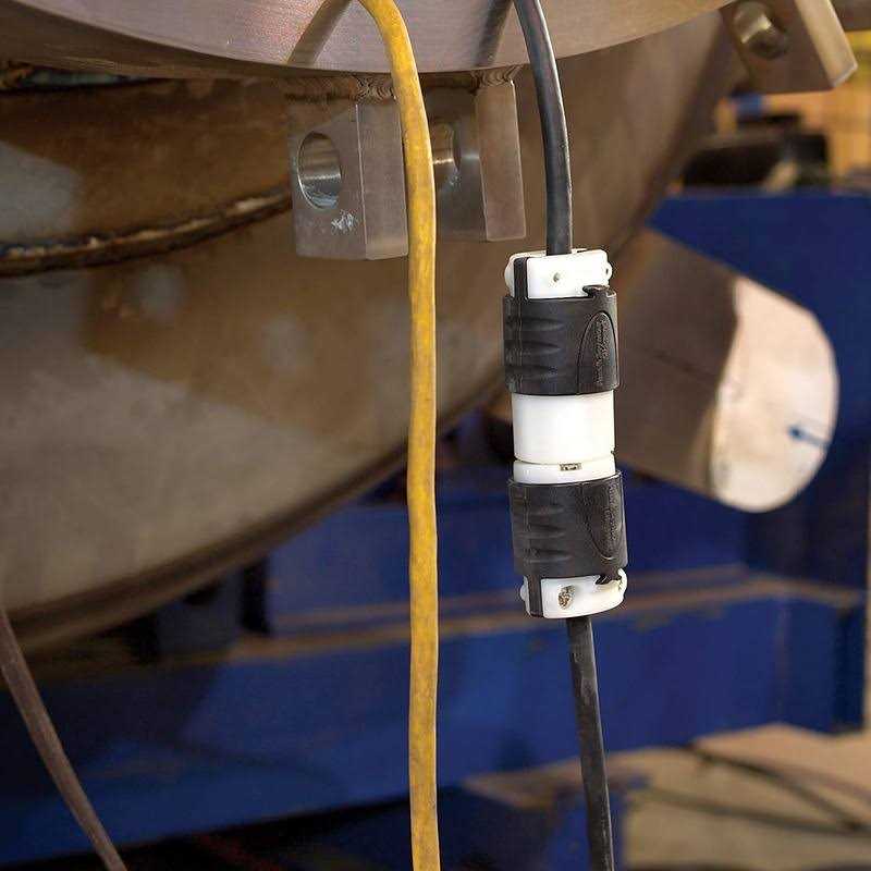 Pass & Seymour PSL515PCCV3 Locking Plug - Image 4