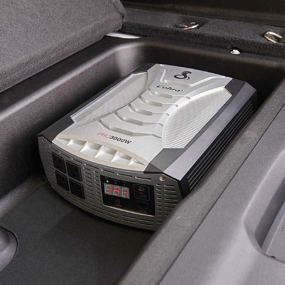 Cobra PRO 3000W Power Inverter - Image 4