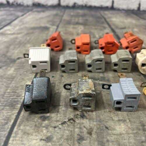 Ace Gray Grounding Vinyl Adapter - Image 4