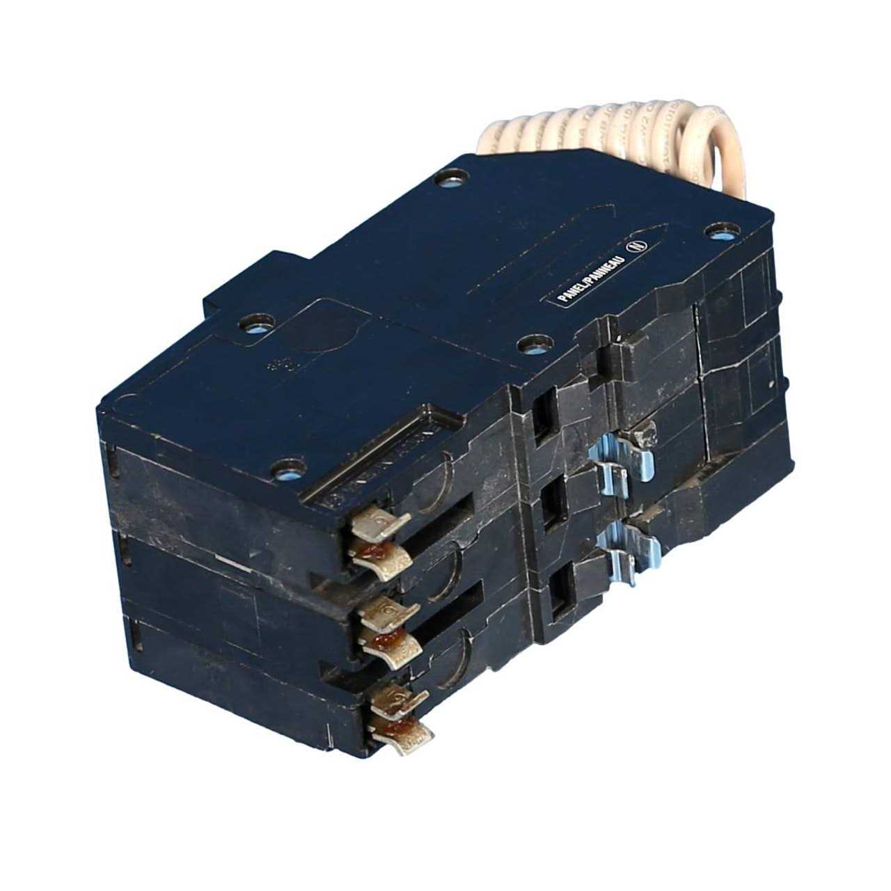 Square D QO330GFI 3 pole Circuit Breaker - Image 4