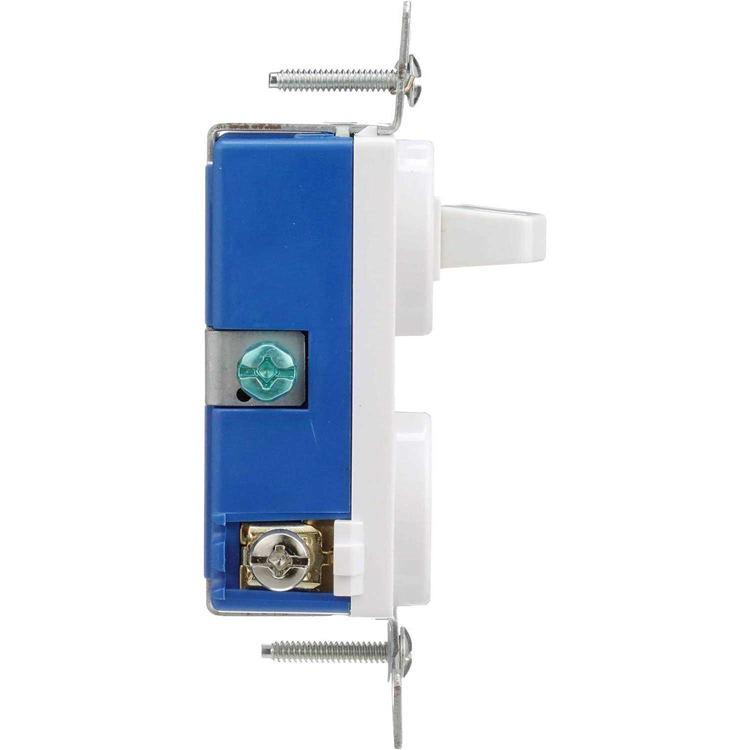 Cooper Wiring TR274W Switch - Image 3