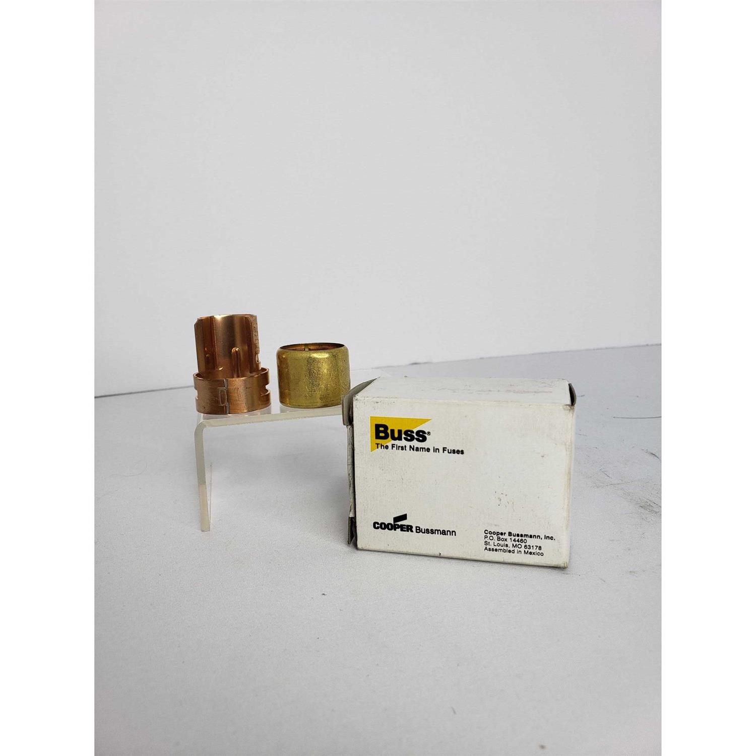 Bussmann NO.663-R Fuse Reducer - Image 3