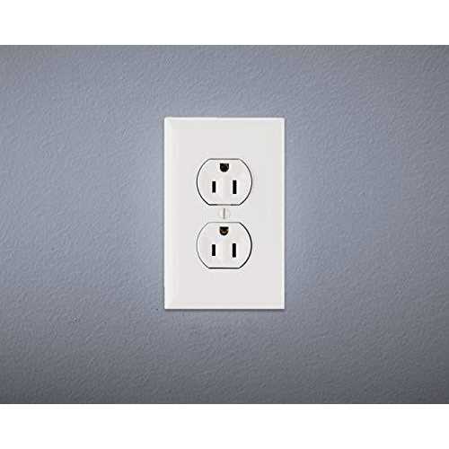 Legrand 15-Amp 125-volt Commercial Duplex Outlet - Image 5